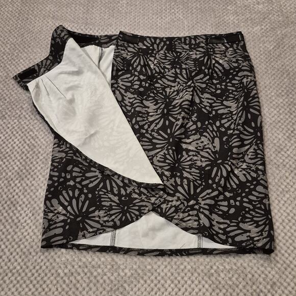 RipSkirt Length 3 Women Small Adjustable Wrap Skirt Black Gray Hawaiian Floral - Picture 9 of 9